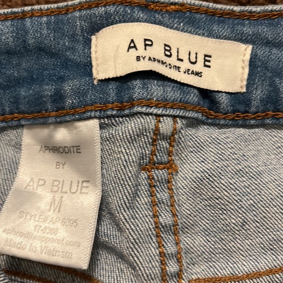 High Rise Jean Shorts - Picture 3 of 3